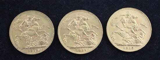 Three George V gold sovereigns,